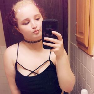 Meet your Posher, Adriana